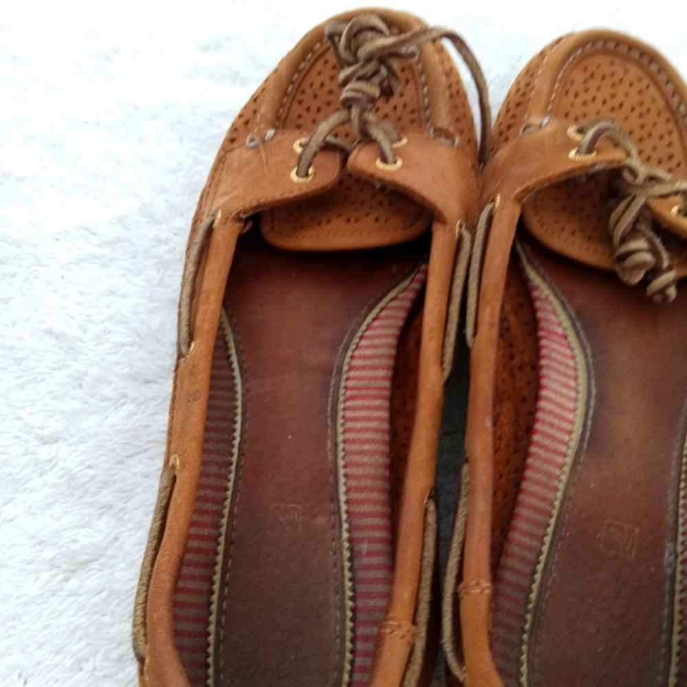 Sperry Girls Worn Boat Shoes
